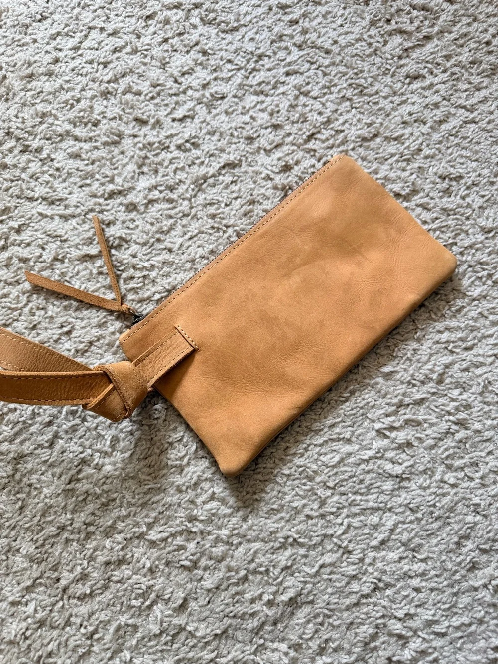 Able smooth tan